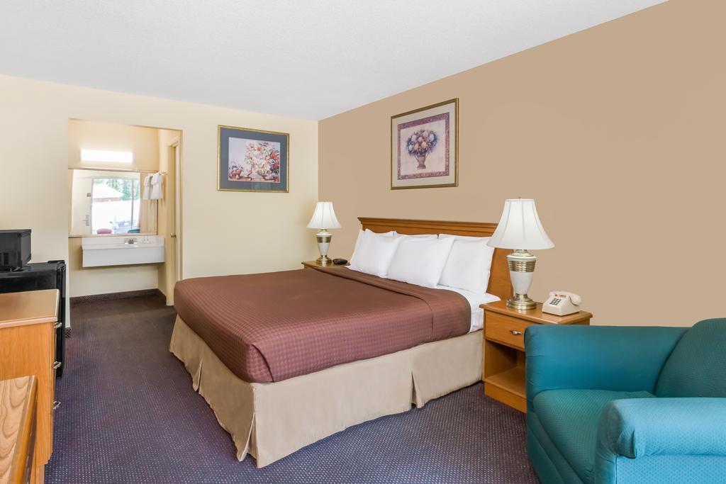 Days Inn By Wyndham Christiansburg Quarto foto